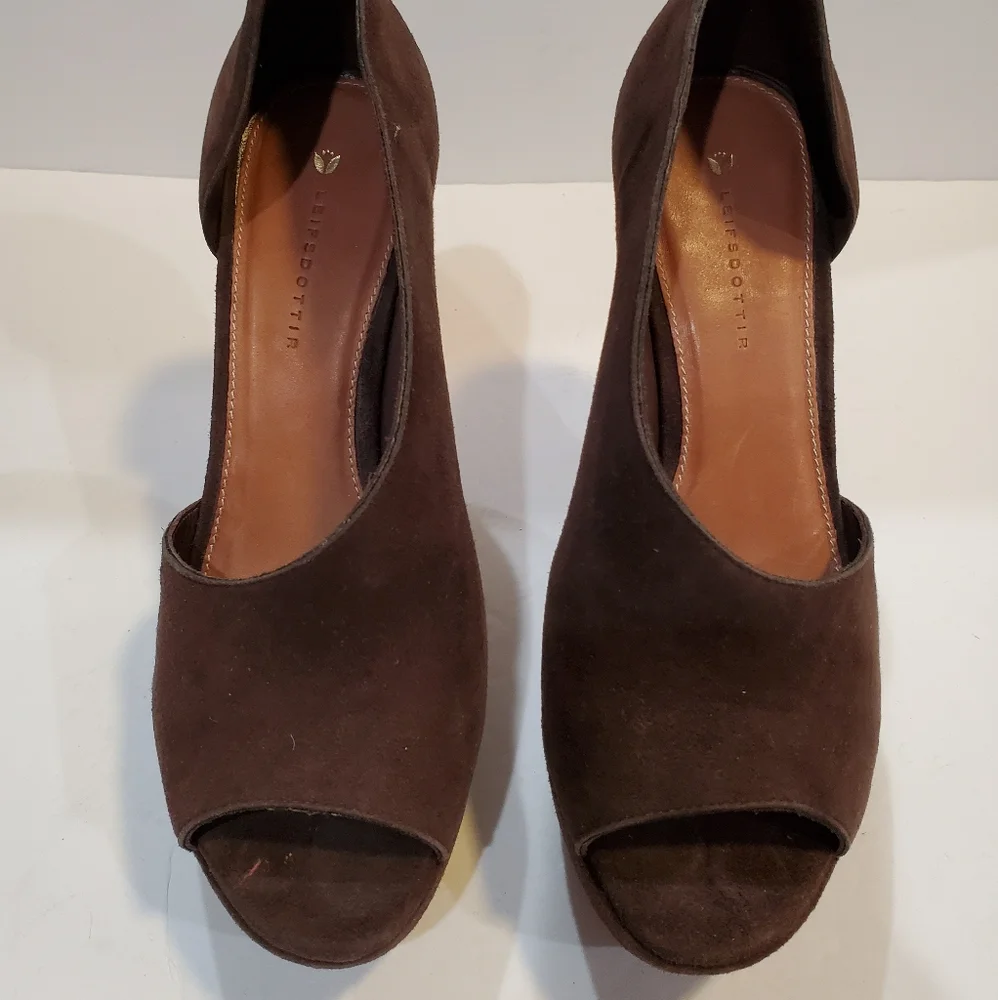 EUC Leifsdottir Brown Wedge Shoes - Picture 4 of 6
